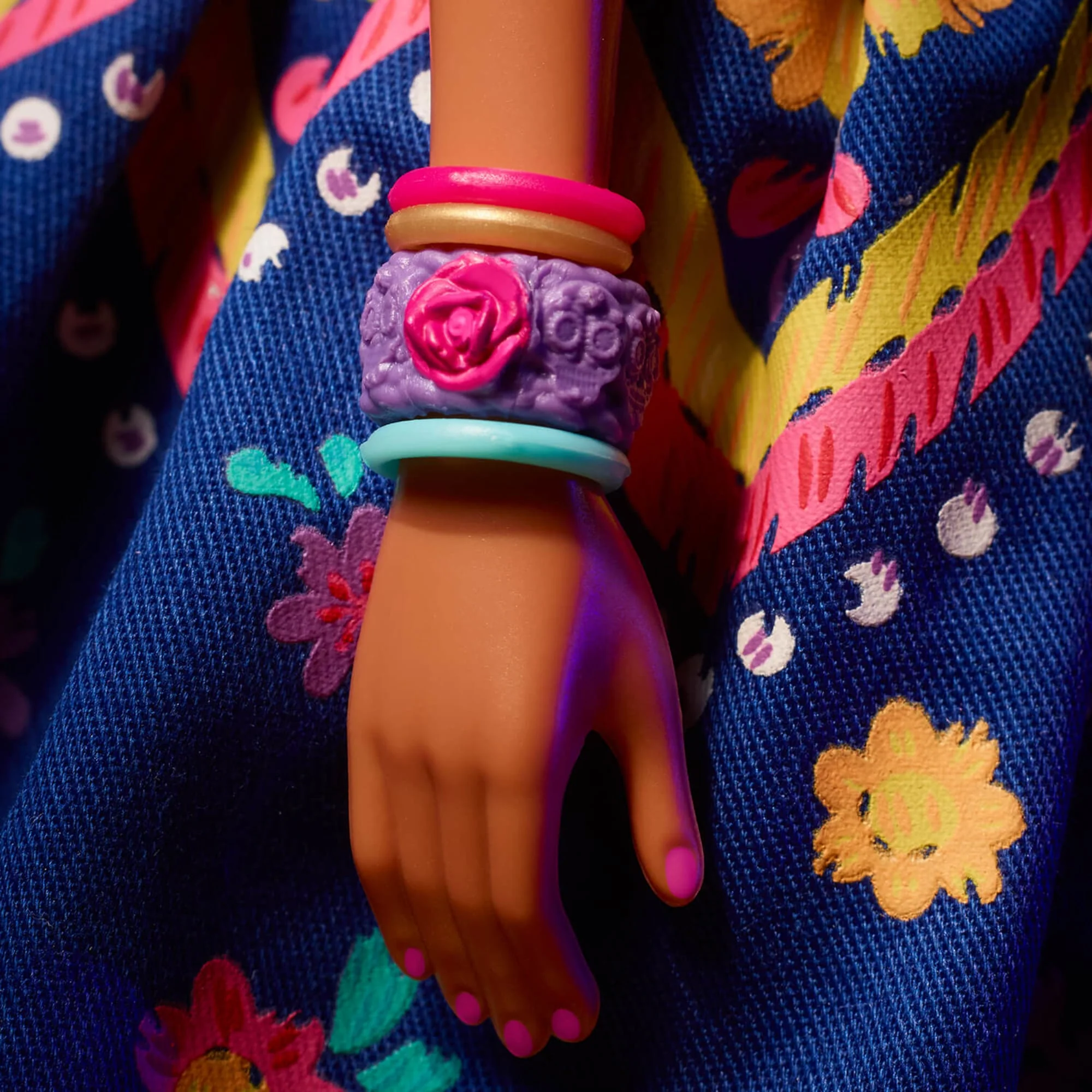 2022 Barbie DĂa De Muertos Doll - Image 4