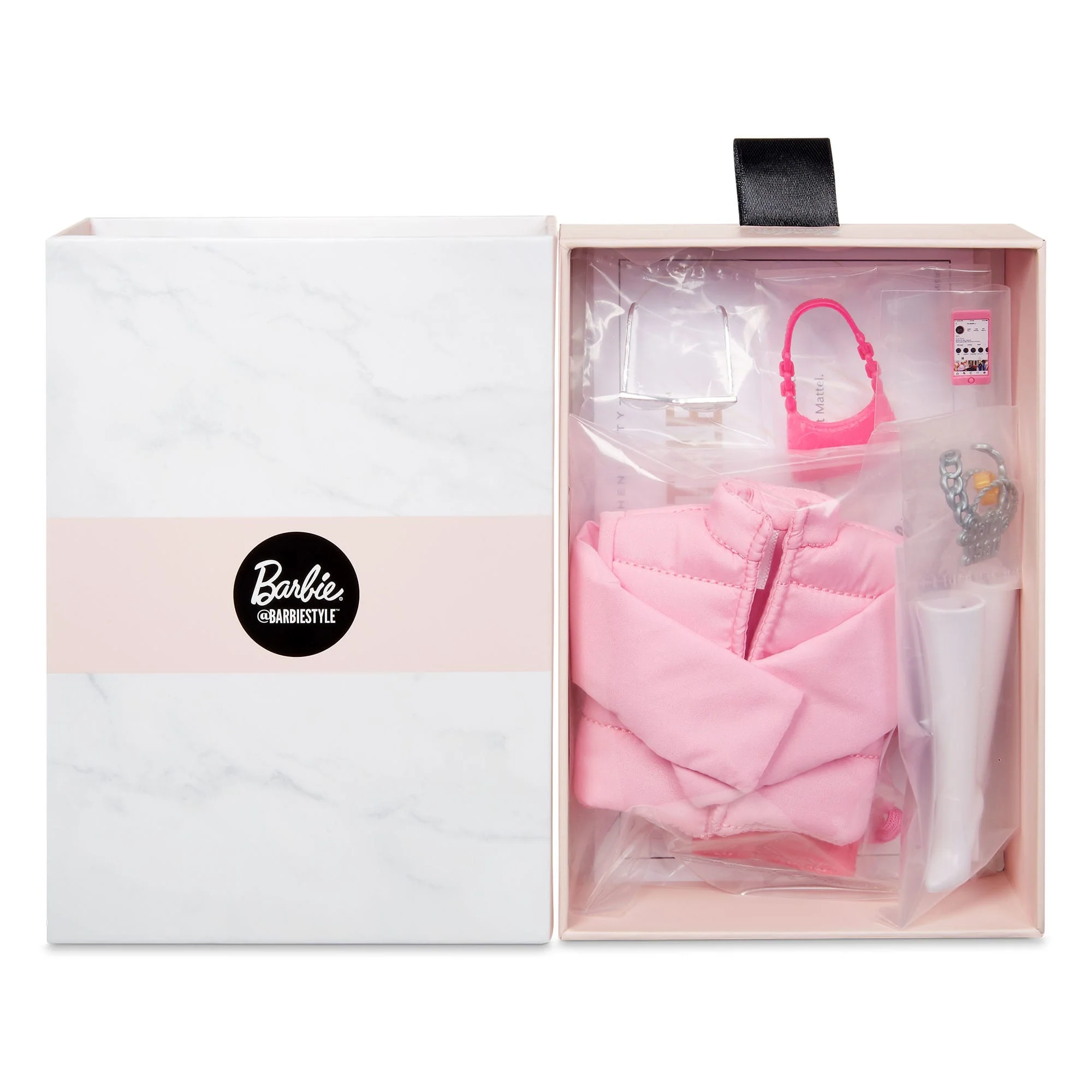 @BarbieStyle āBarbiecoreā Fashion Pack - Image 7